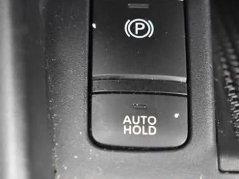 Used 2023 Nissan Kicks SV image 29