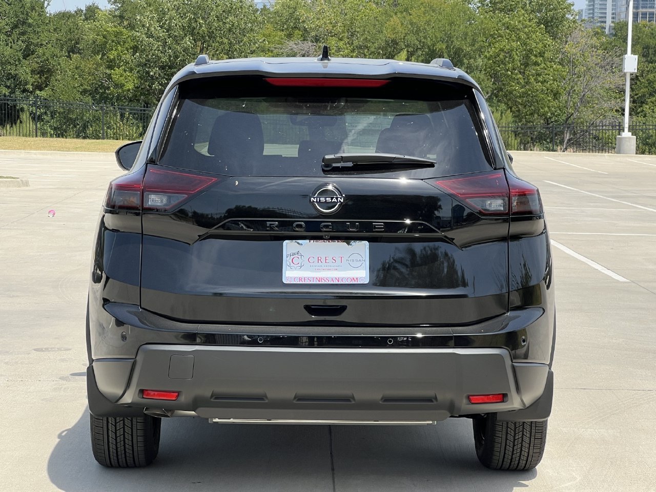 New 2026 Nissan Rogue Dark Armor FWD image 5