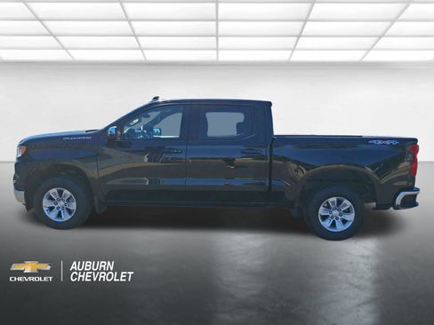 Used 2025 Chevrolet Silverado 1500 LT AWD/4WD image 6