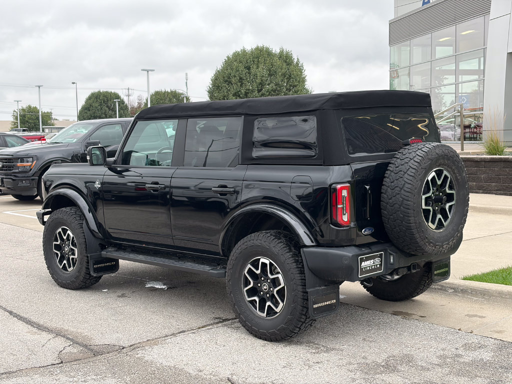 Used 2021 Ford Bronco Outer Banks AWD/4WD image 4