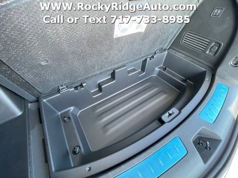 Used 2024 Buick Enclave Premium image 32