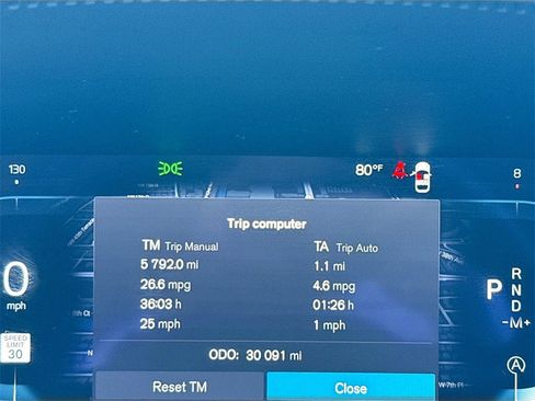 Used 2023 Volvo XC60 B5 Core image 13