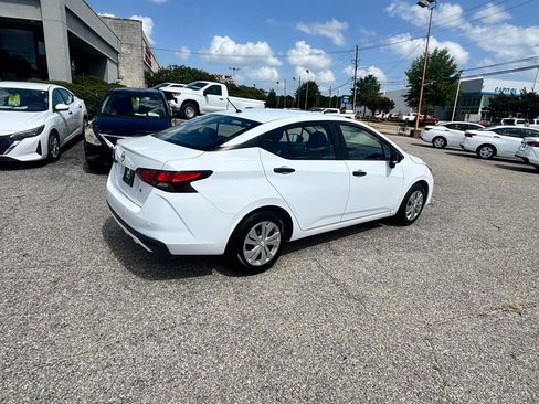 Used 2023 Nissan Versa S FWD image 24