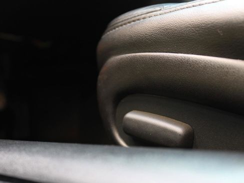 Used 2002 Chevrolet Corvette Z06 w/ Memory Pkg image 36