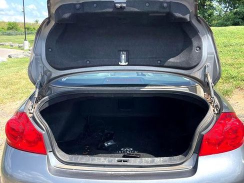 Used 2013 INFINITI G37 Journey w/ Premium Pkg image 14