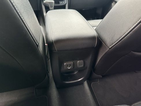 Used 2019 Chevrolet Colorado ZR2 image 22