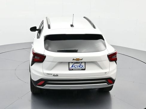 New 2026 Chevrolet Trax LT w/ Driver Confidence Package image 36