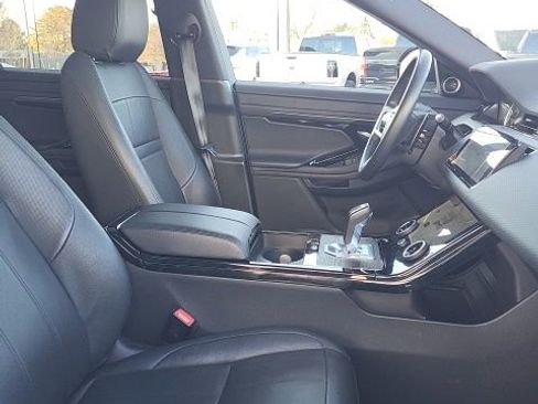 Used 2023 Land Rover Range Rover Evoque R-Dynamic S image 19