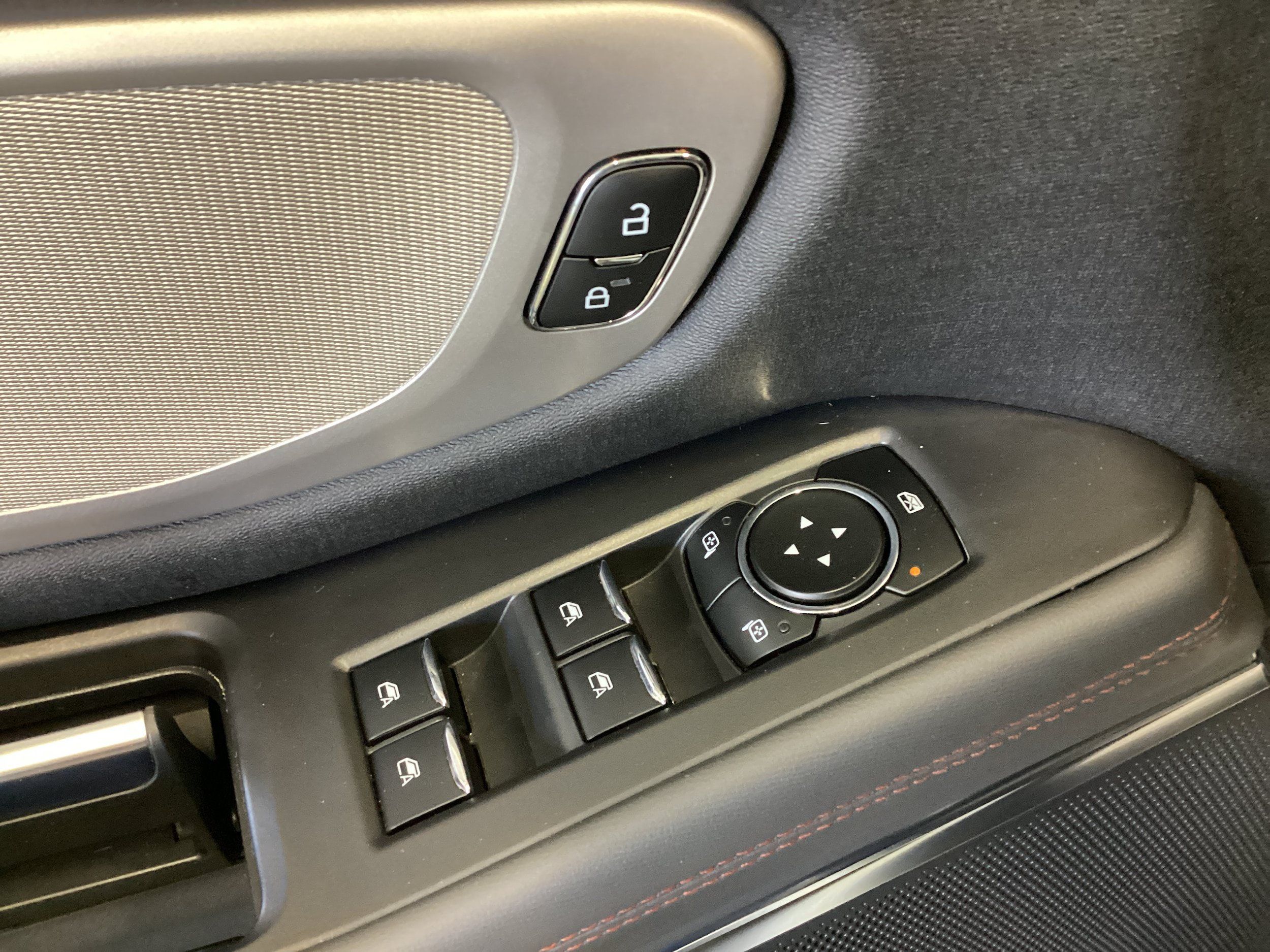 Used 2025 Ford Expedition Active AWD/4WD image 12