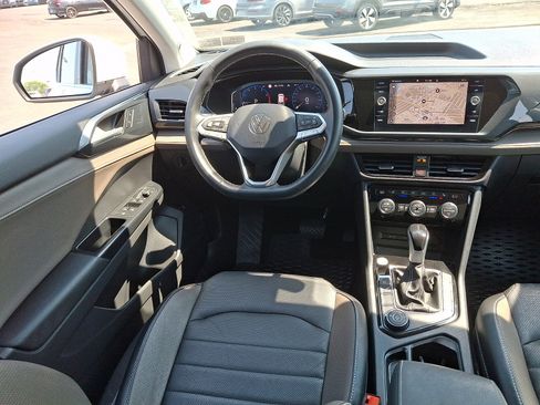 Used 2022 Volkswagen Taos SEL AWD/4WD image 10
