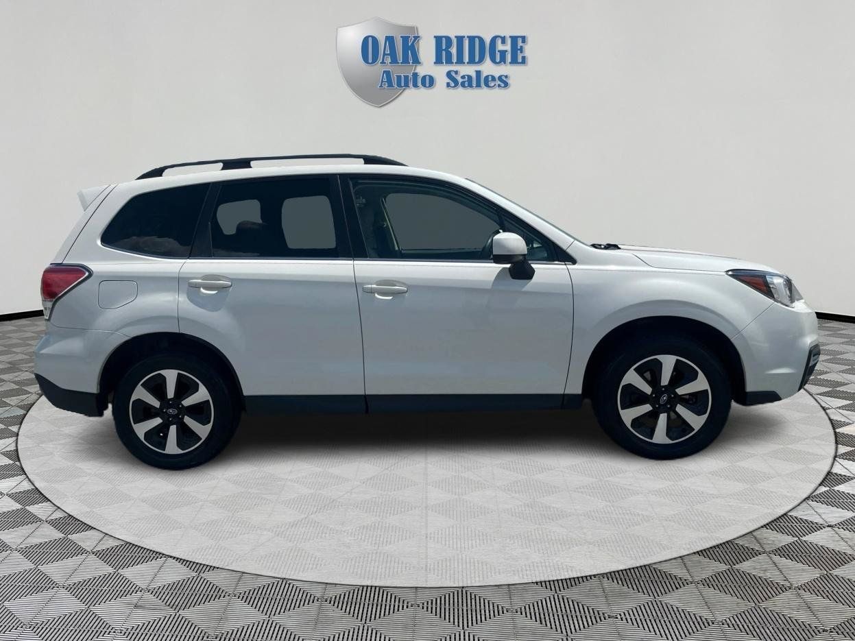 Used 2018 Subaru Forester 2.5i Limited AWD/4WD image 4