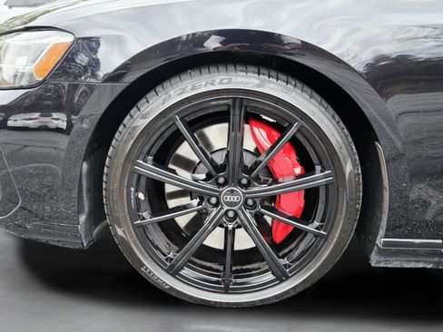 Used 2024 Audi S8 image 11