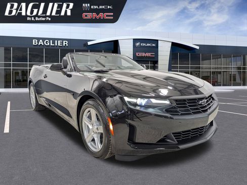 Used 2024 Chevrolet Camaro LT image 1