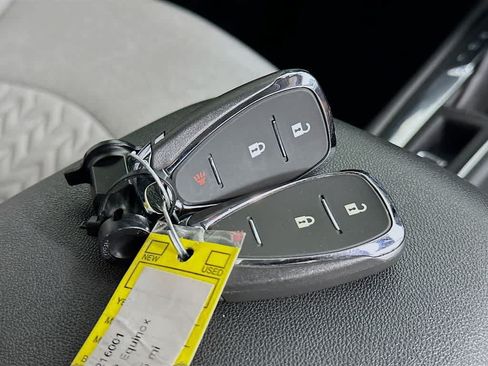 Used 2022 Chevrolet Equinox LS FWD image 22