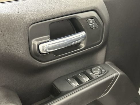 Used 2023 Chevrolet Silverado 1500 Custom image 19