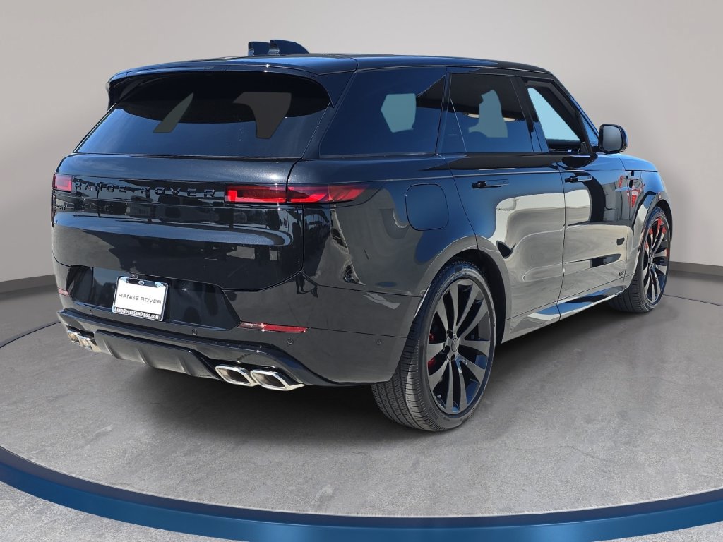 New 2026 Land Rover Range Rover Sport Dynamic SE AWD/4WD image 5
