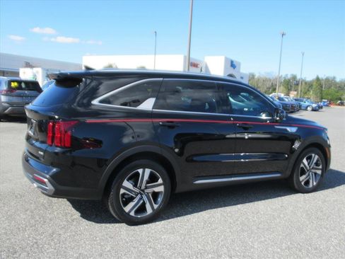 Used 2023 Kia Sorento SX Prestige image 6