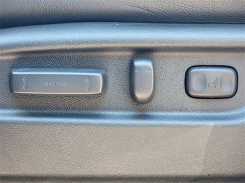 Used 2017 Honda Pilot EX-L image 5