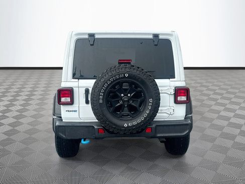 Used 2023 Jeep Wrangler Unlimited w/ Sun & Screen Package AWD/4WD image 7