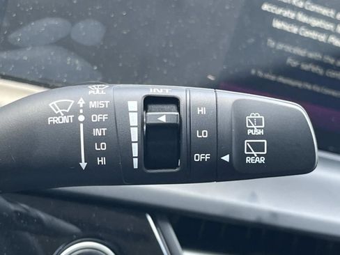New 2026 Kia Seltos S FWD image 29