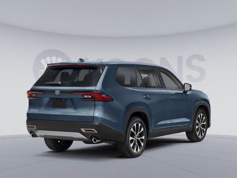 New 2026 Toyota Grand Highlander AWD Hybrid image 2