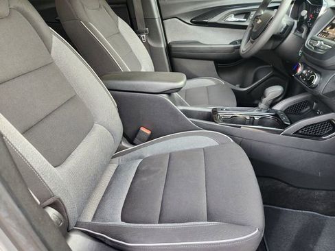 Used 2023 Chevrolet TrailBlazer LT image 12