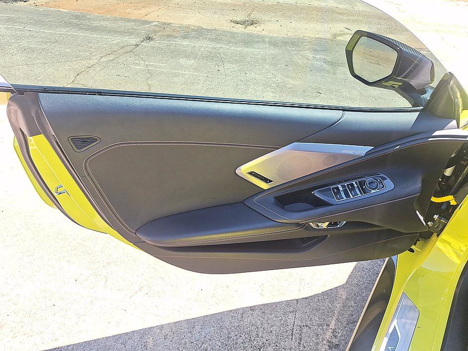 Used 2020 Chevrolet Corvette Stingray Preferred Conv w/ 2LT Preferred Equipment Group RWD image 16