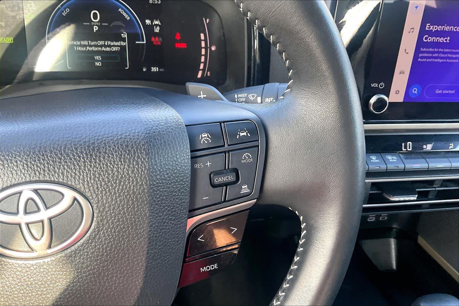 Used 2025 Toyota Camry SE FWD image 24