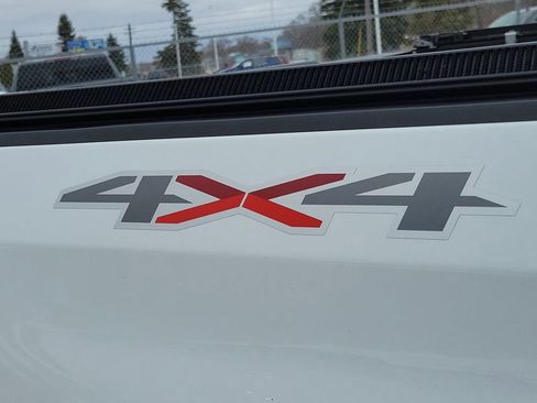 Used 2019 Chevrolet Silverado 1500 LT w/ Remote Start Package image 6