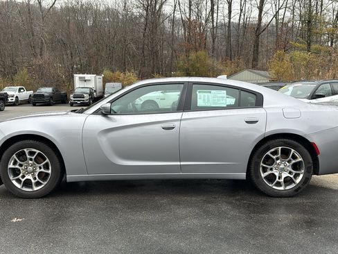 Used 2016 Dodge Charger SXT w/ AWD Plus Group image 7