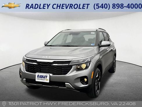 Used 2025 Kia Seltos EX image 1