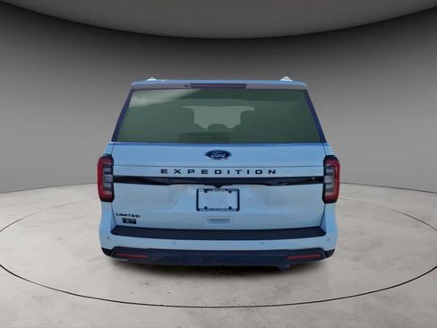 Used 2024 Ford Expedition Limited AWD/4WD image 7