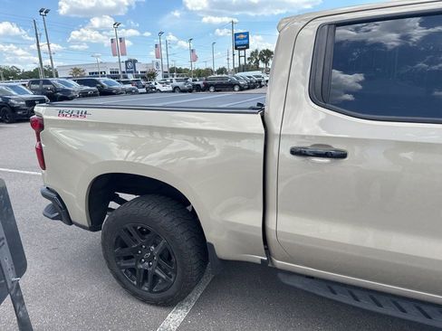 Used 2023 Chevrolet Silverado 1500 LT Trail Boss w/ Protection Package AWD/4WD image 15