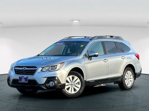 Used 2019 Subaru Outback 2.5i Premium w/ Popular Package #2 image 2