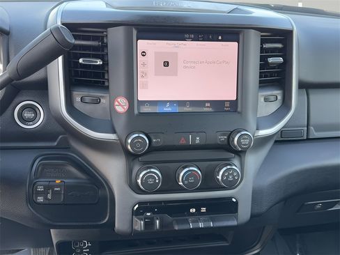 Used 2024 RAM 3500 Big Horn image 7