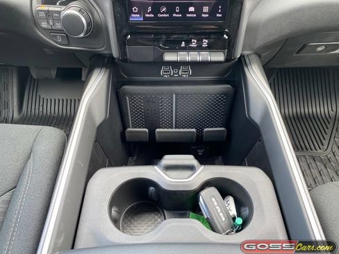 New 2026 RAM 1500 Big Horn AWD/4WD image 12