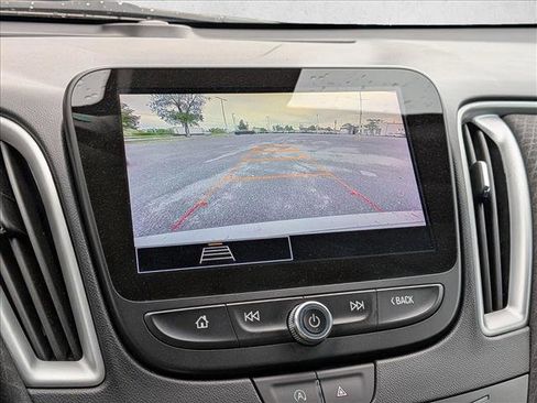 Used 2024 Chevrolet Malibu LT FWD image 12
