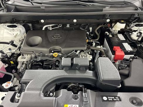 Used 2025 Toyota RAV4 LE AWD/4WD image 25