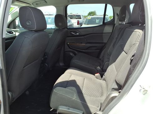 Used 2018 GMC Acadia SLE w/ LPO, Protection Package FWD image 10