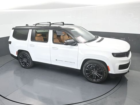 Used 2024 Jeep Grand Wagoneer Series III w/ Quick Order Packagew 28T image 78