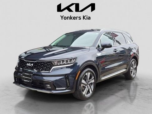 Certified 2023 Kia Sorento EX AWD/4WD image 2