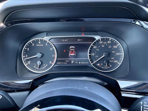 Certified 2025 Nissan Pathfinder SL w/ SL Premium Package AWD/4WD image 23