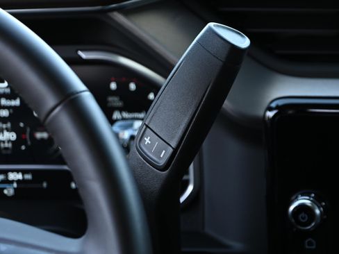 Used 2024 GMC Sierra 2500 Denali w/ Denali Reserve Package image 23