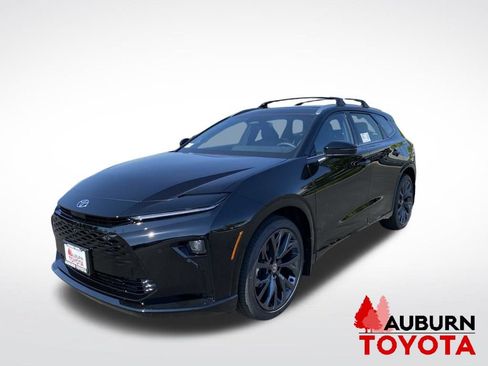 New 2026 Toyota Crown Signia AWD/4WD image 3