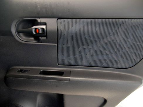 Used 2012 Scion xB image 32