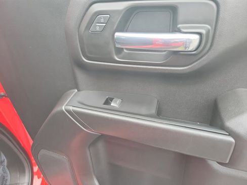 Used 2023 Chevrolet Silverado 1500 Custom image 22