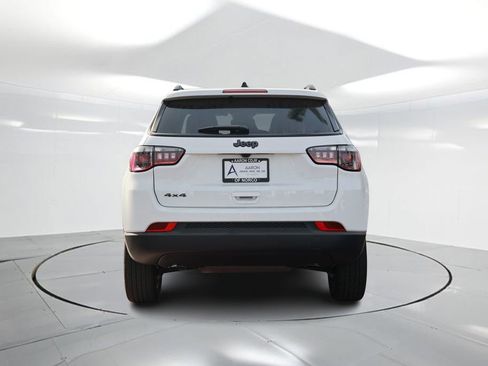 New 2026 Jeep Compass Latitude AWD/4WD image 3
