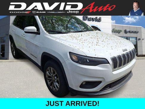 Used 2019 Jeep Cherokee Latitude Plus AWD/4WD image 1