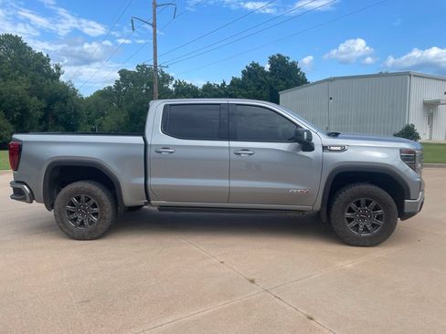 Used 2026 GMC Sierra 1500 AT4 w/ AT4 Premium Package AWD/4WD image 4