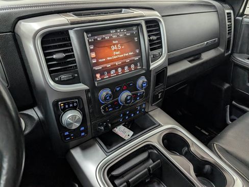 Used 2017 RAM 1500 Limited AWD/4WD image 10